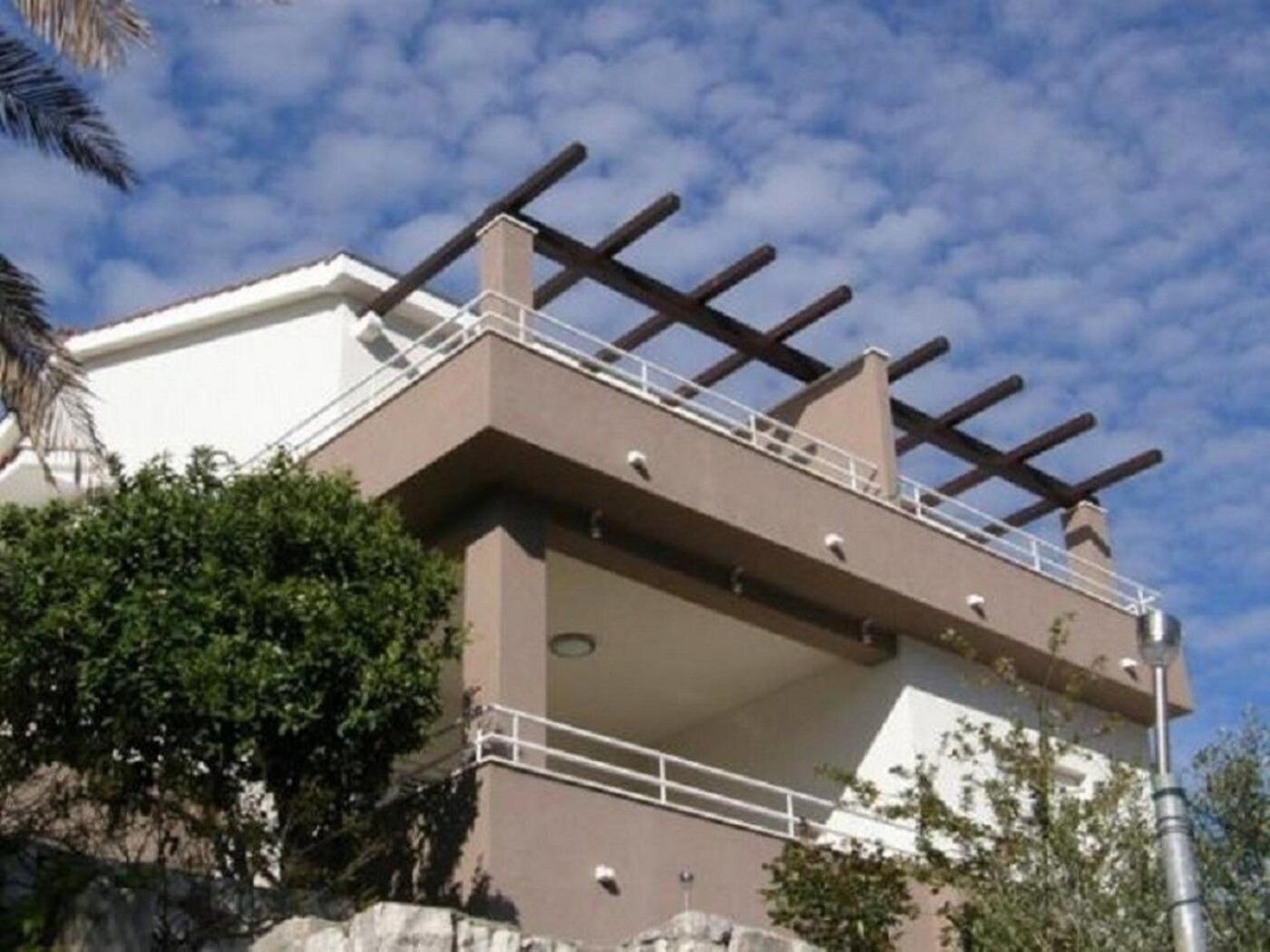 Apartments Ljubi Vinisce Exterior photo